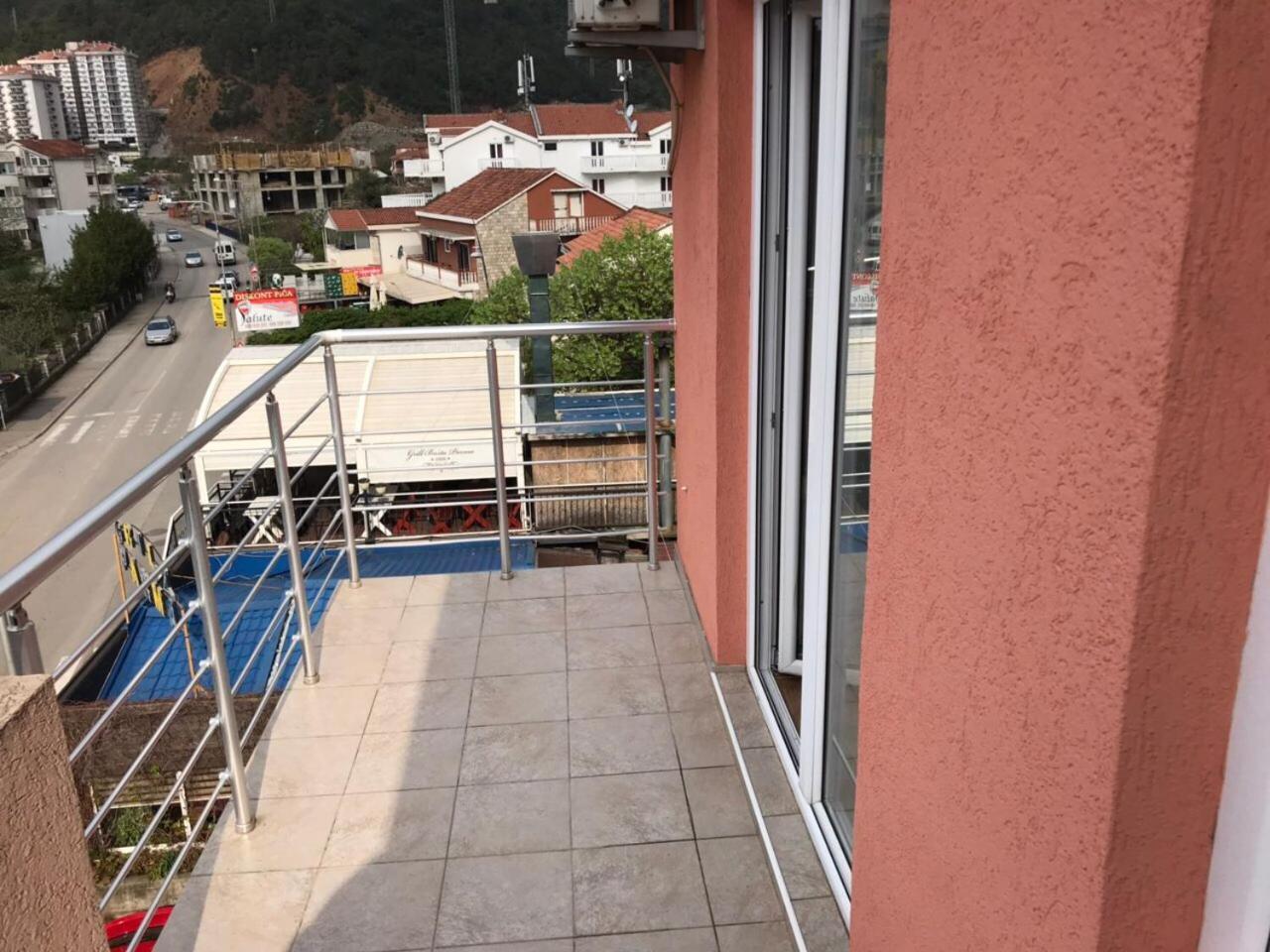 Apartmani Franeta Budva Exteriör bild
