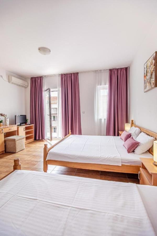 Apartmani Franeta Budva Exteriör bild