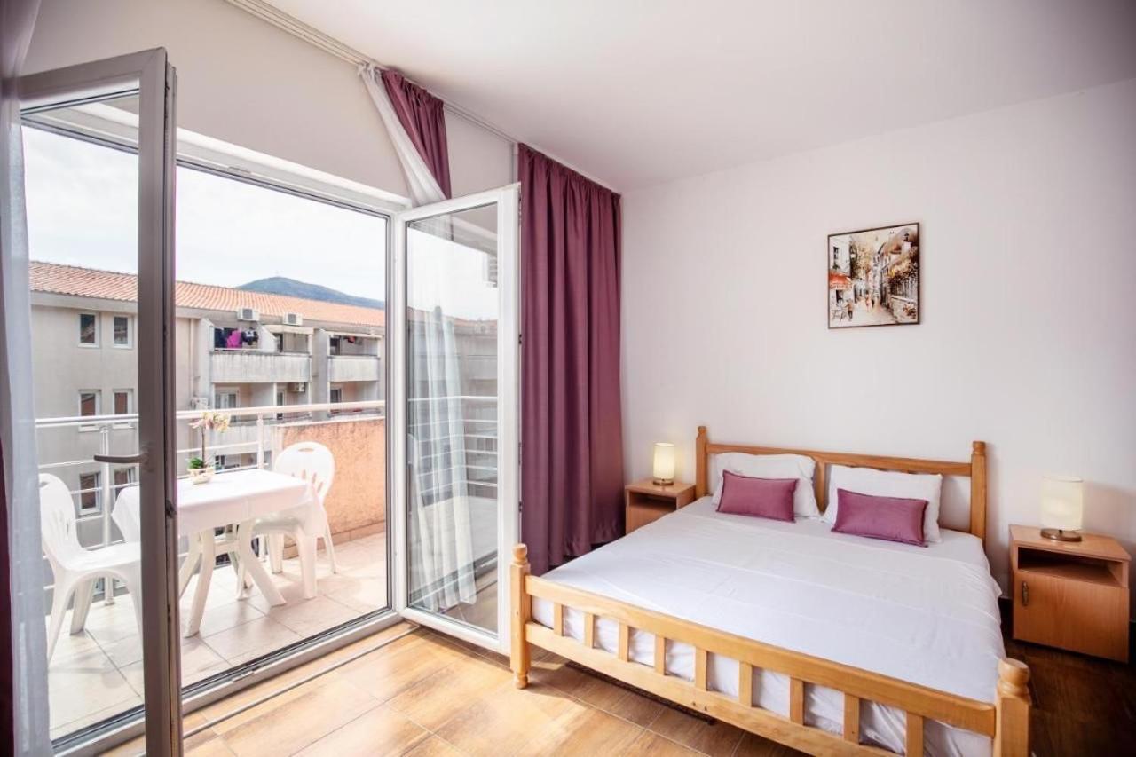 Apartmani Franeta Budva Exteriör bild