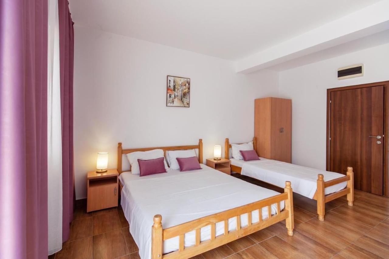 Apartmani Franeta Budva Exteriör bild
