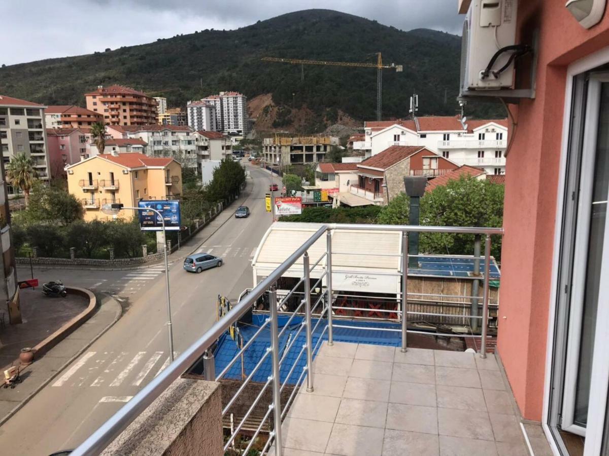Apartmani Franeta Budva Exteriör bild