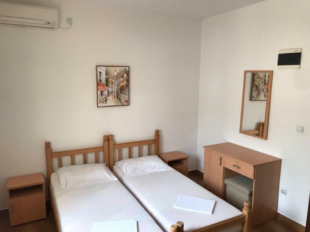 Apartmani Franeta Budva Exteriör bild