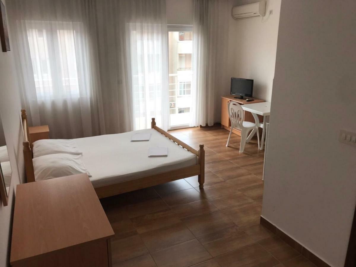 Apartmani Franeta Budva Exteriör bild