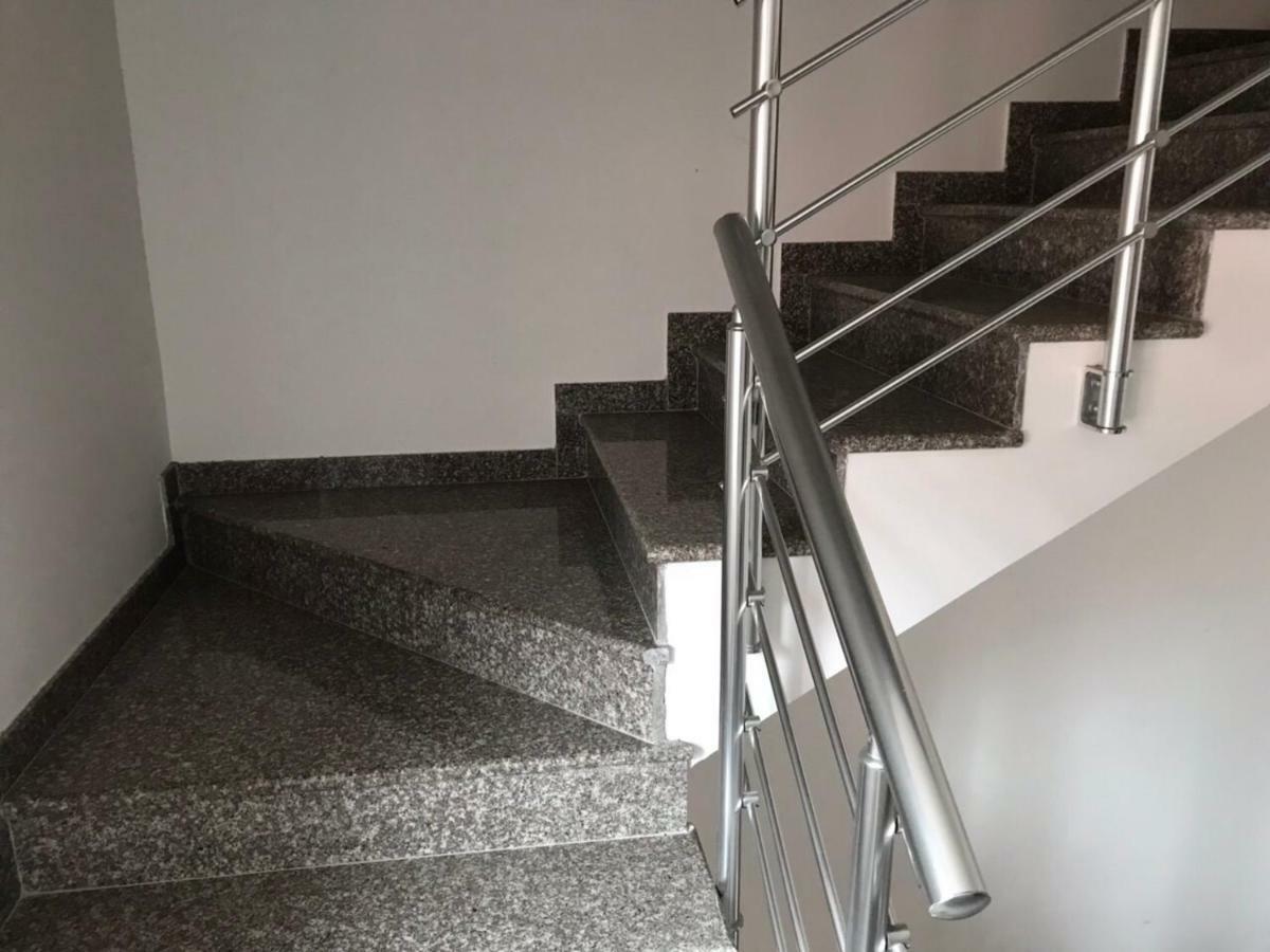 Apartmani Franeta Budva Exteriör bild